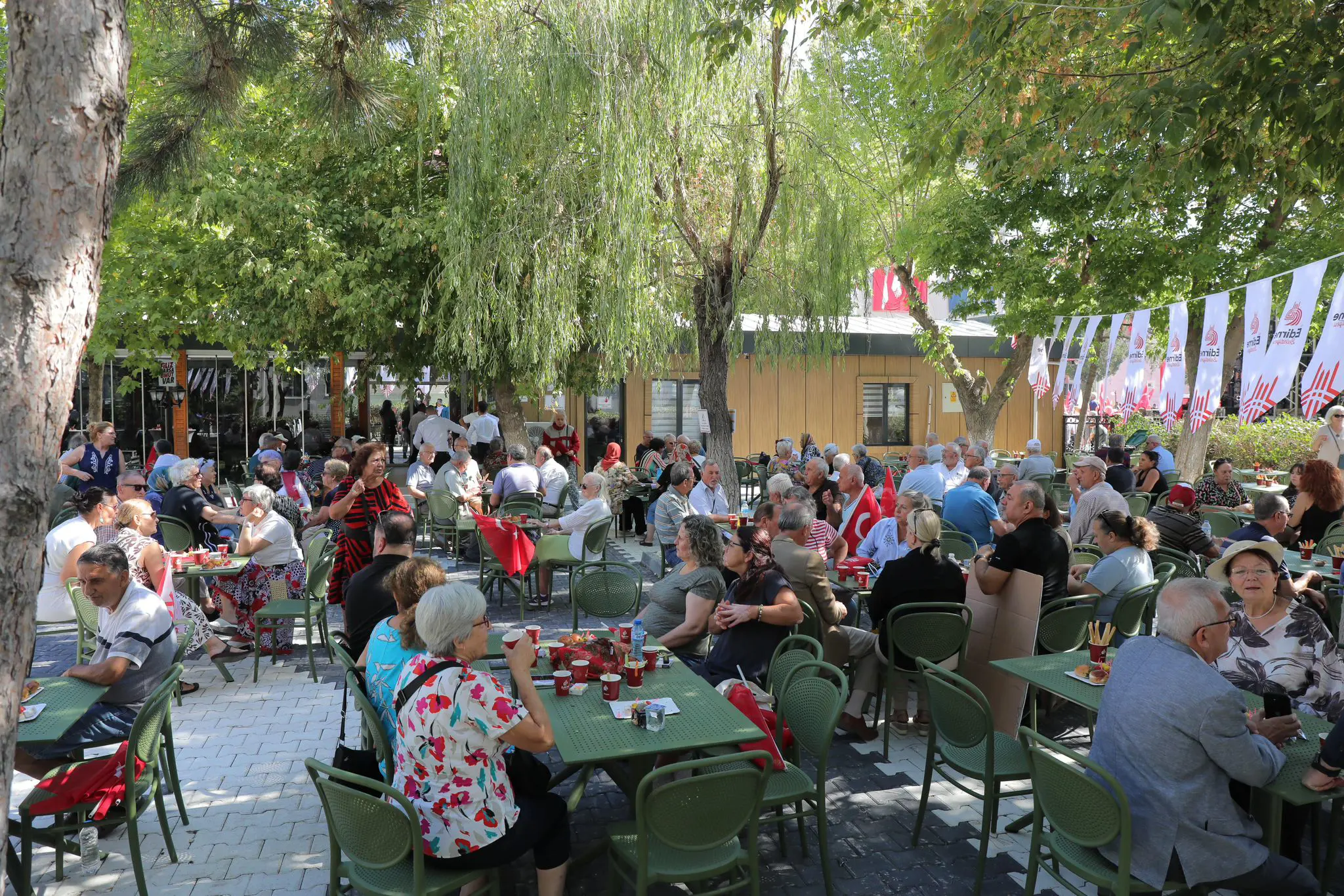 VEFA EDİRNE EMEKLİ EVİ HİZMETE BAŞLADI galeri görseli